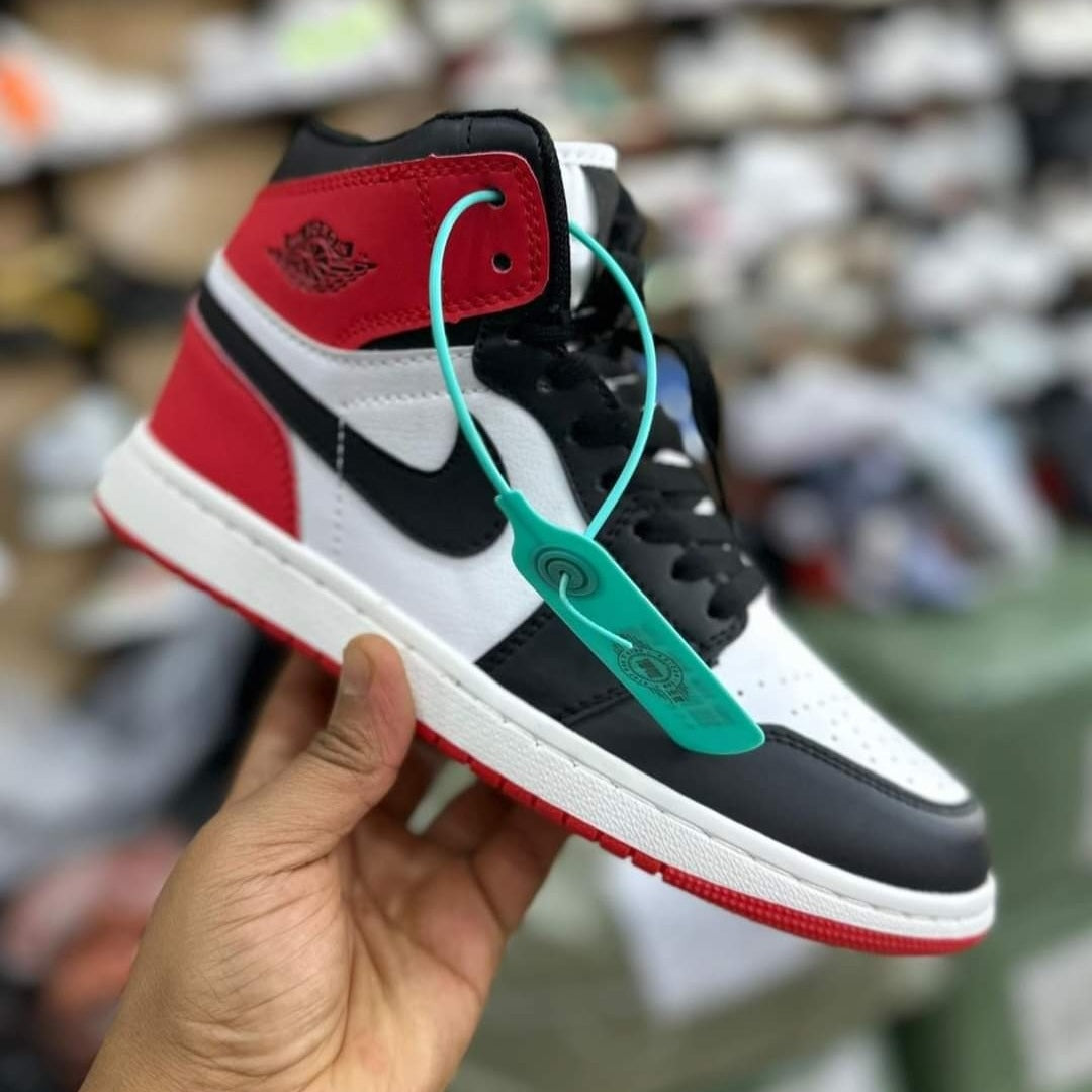 Nike Air Jordan 1